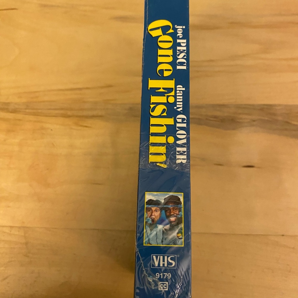 Gone Fishin' VHS - Picture 3 of 7